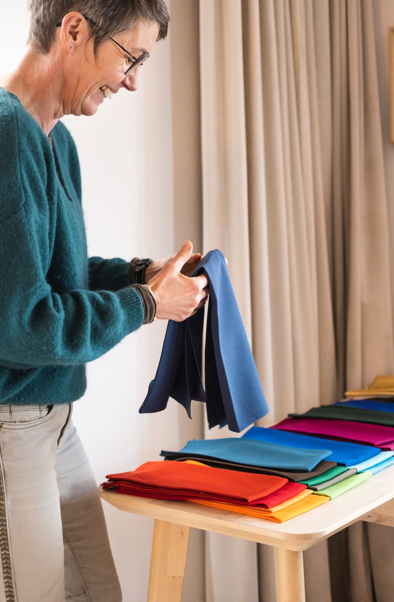 Cécile, conseillère en image Quelles couleurs me vont?